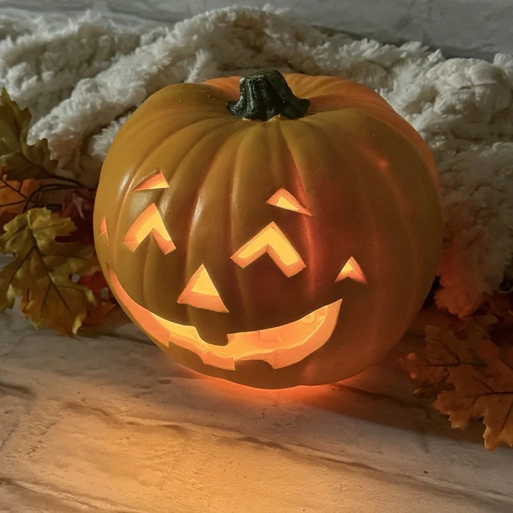 Halloween Jack O'Lantern Foam Blow Mold Light Up Pumpkin Happy Face 